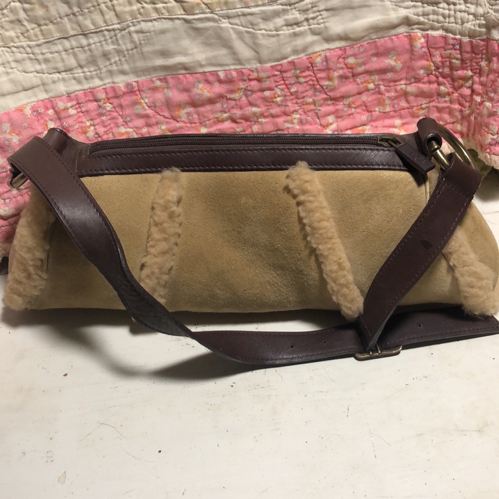 UGG Handbag - Picture 6 of 7